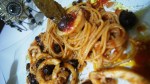 Vermicelli calamari olive nere Giarresche polpa di pomodoro